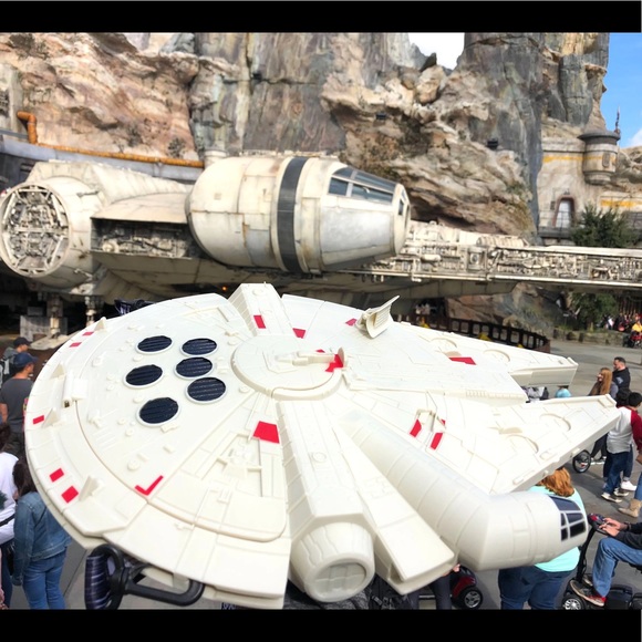 ✨🌈HP🌈✨COPY - Millennium Falcon popcorn bucket - Picture 8 of 13